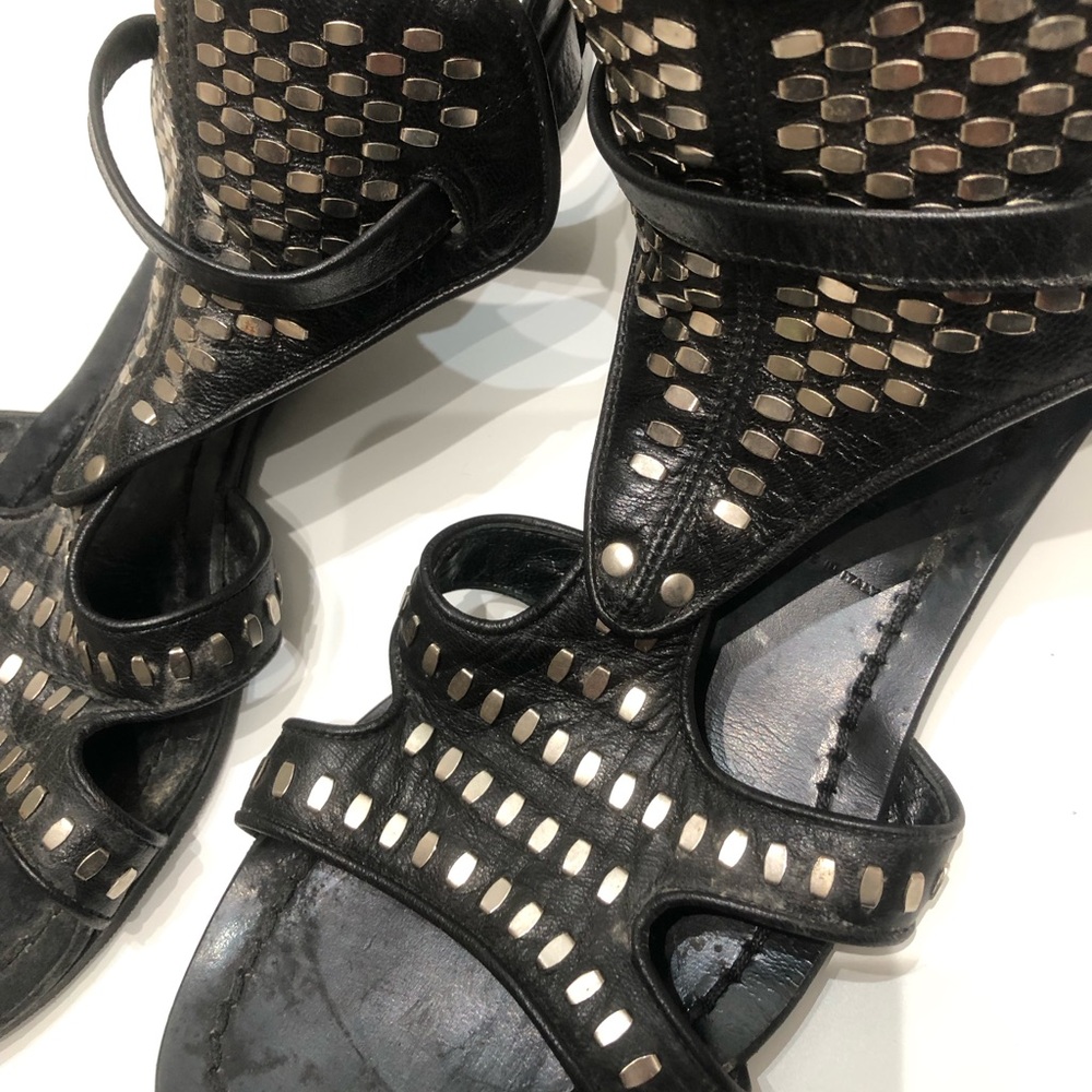 Sigerson Morrison Black and Silver Studded Sandals 6 / 36